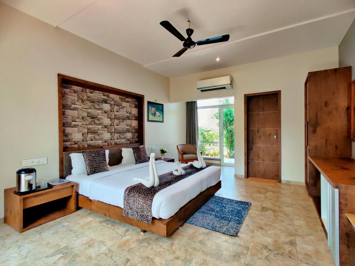 Lion Signature Family Resort Sasan Gir Bagian luar foto