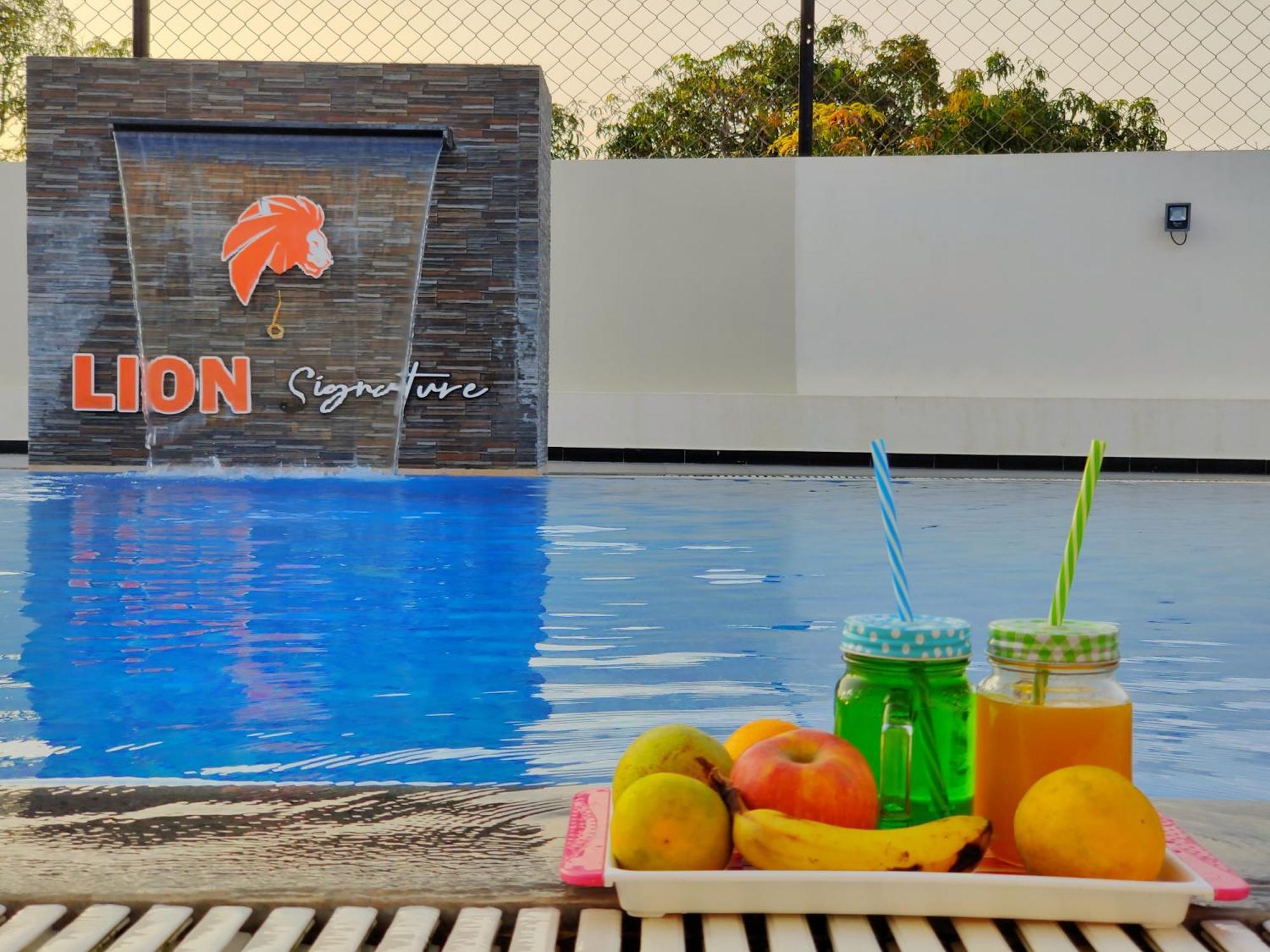 Lion Signature Family Resort Sasan Gir Bagian luar foto