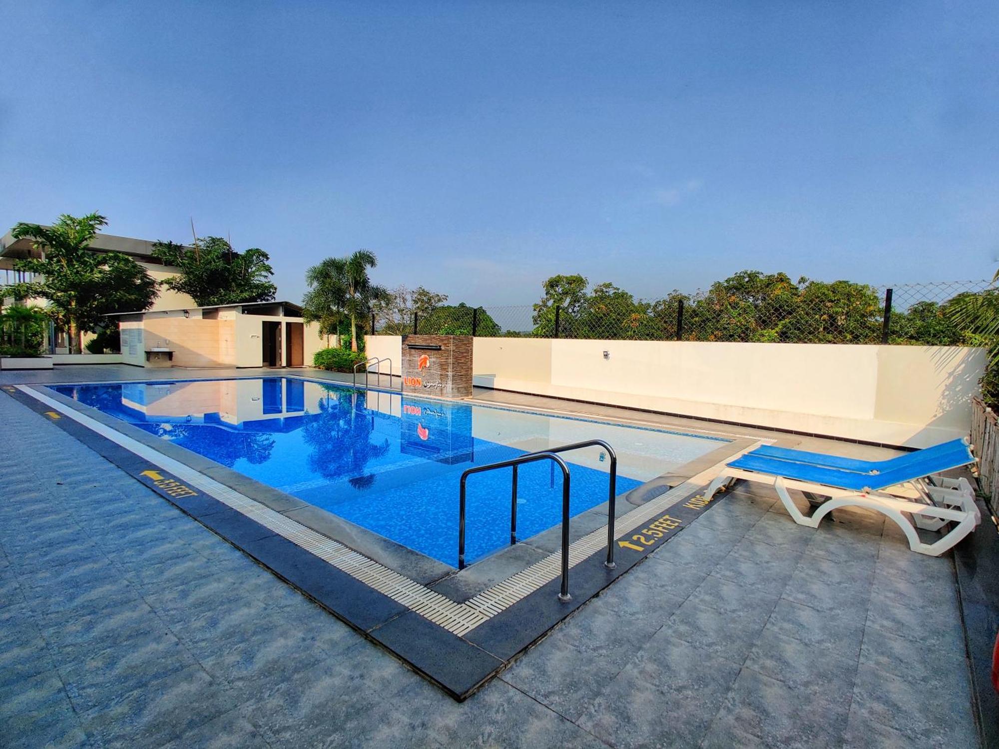 Lion Signature Family Resort Sasan Gir Bagian luar foto