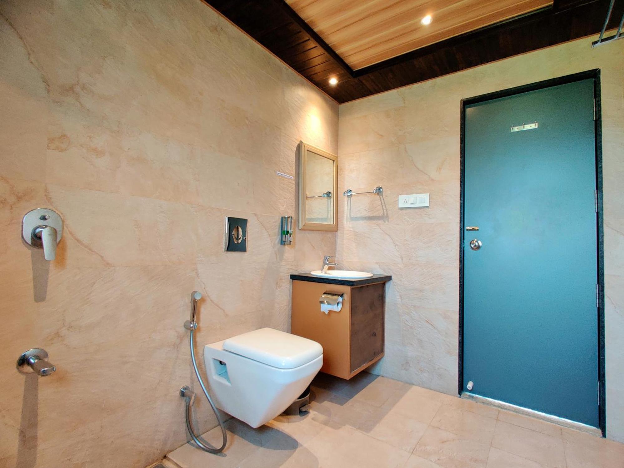 Lion Signature Family Resort Sasan Gir Bagian luar foto