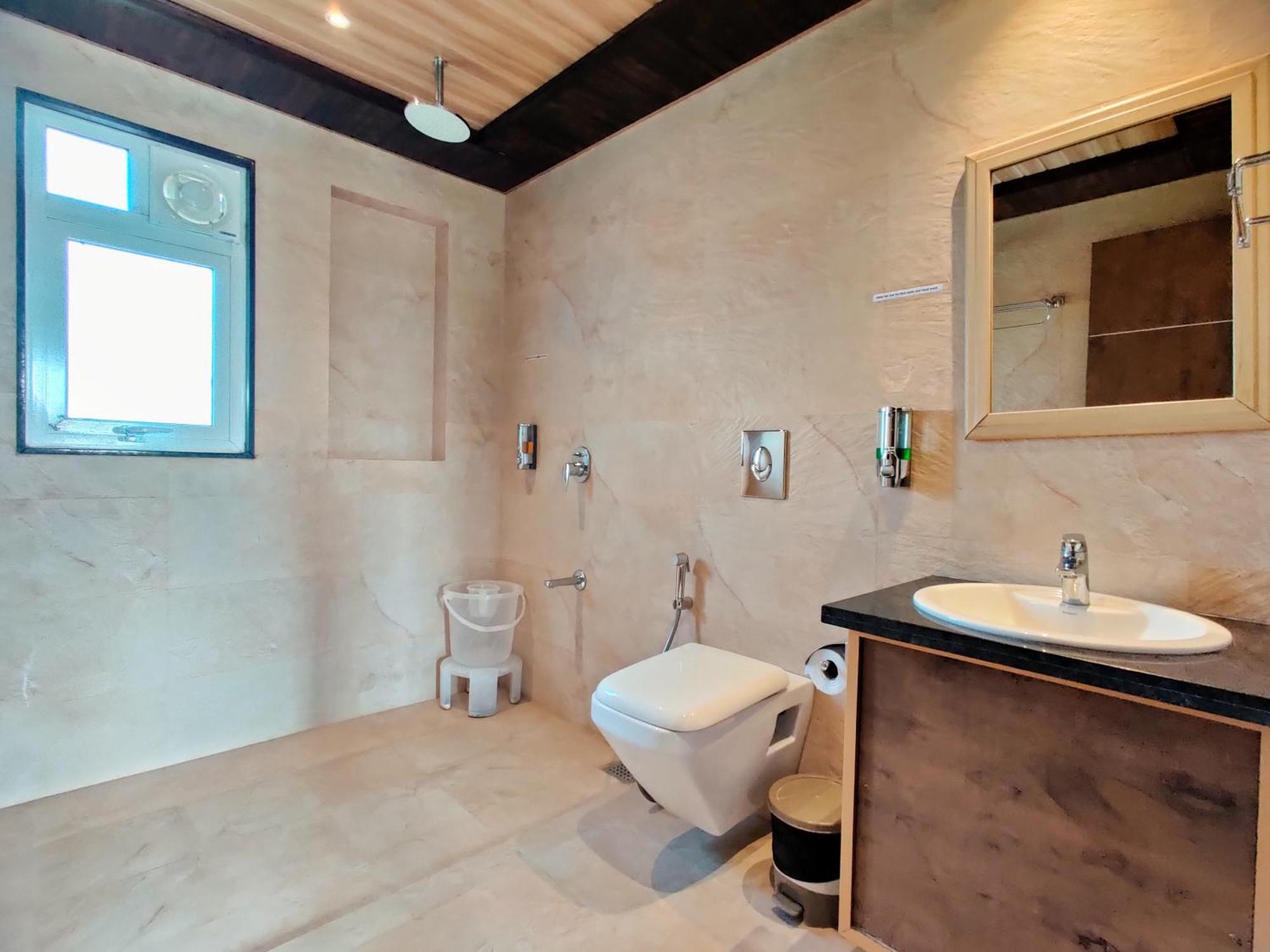 Lion Signature Family Resort Sasan Gir Bagian luar foto